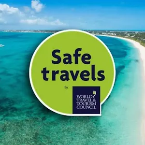 https://diamante-azul.quintano-roohotels.com
